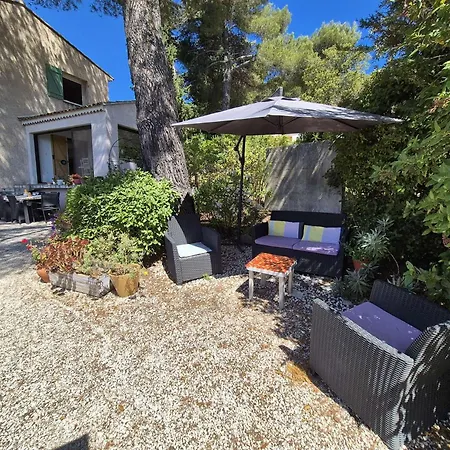 Jolie Villa, Climatisation, Wifi, Jardin, Proche סן-מנדרייה-סור-מר