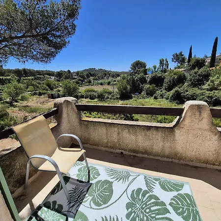 Jolie Villa, Climatisation, Wifi, Jardin, Proche 빌라