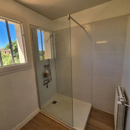 Jolie Villa, Climatisation, Wifi, Jardin, Proche וילה